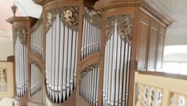 Orgel in der Dorfkirche in Schönburg