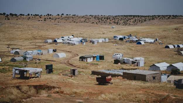 Flüchtlingslager mit Zelten in Sindjar, Irak Flüchtlingslager mit Zelten in Sindjar, Irak