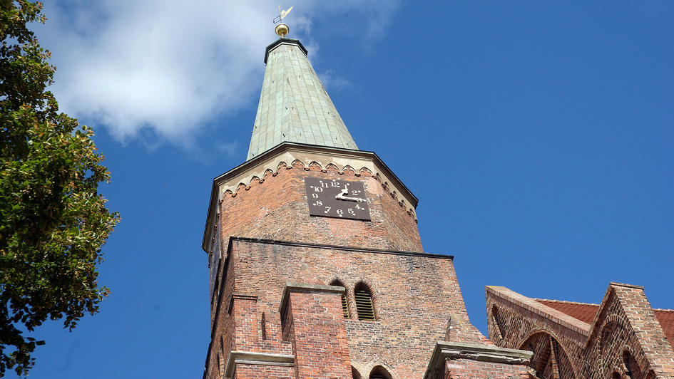Dom St.Peter und Paul Brandenburg, Außenansicht Turm