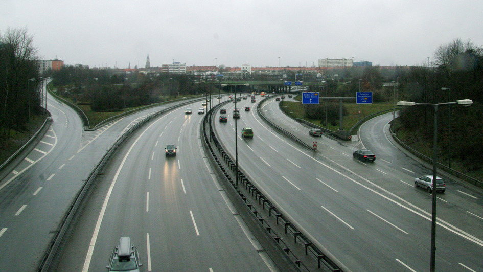 Autobahn A100 von der Fußgängerbrücke Priesterweg bei Berlin-Schöneberg