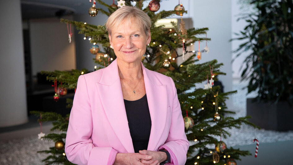 Die amtierende Ratsvorsitzende Kirsten Fehrs mit der Weihnachtsbotschaft 2024.