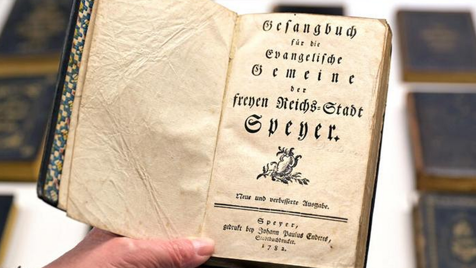 Foto des historischen Evangelischen Gesangbuches Speyer von 1782